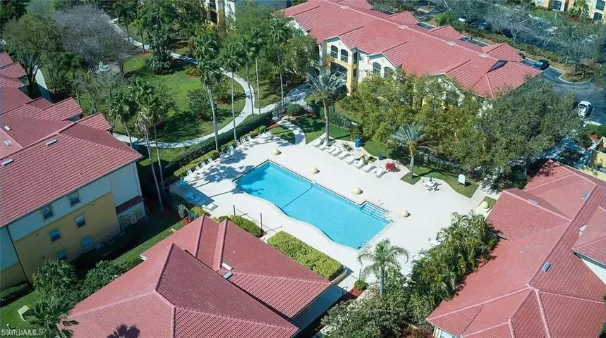 Large Community Pool