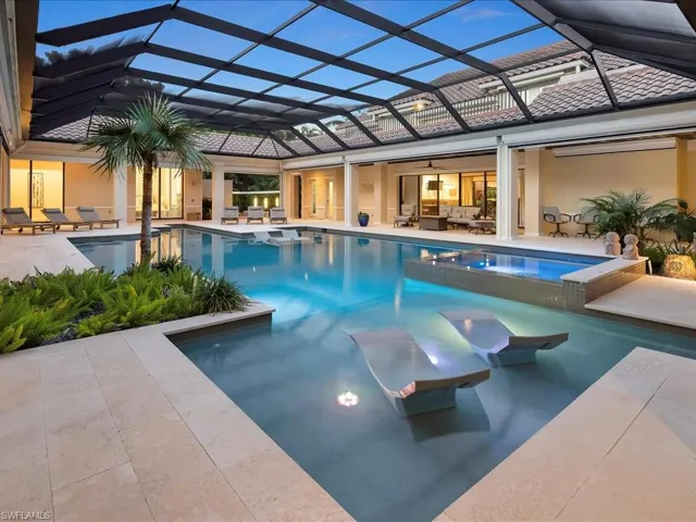 656 Hickory Rd, Naples, Florida 34108