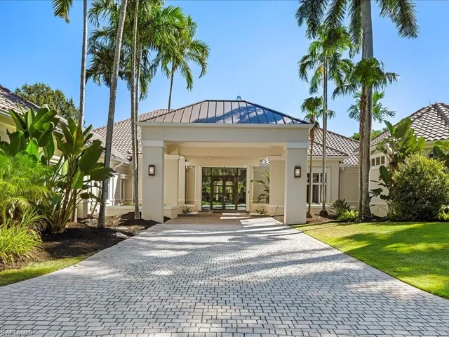656 Hickory Rd, Naples, Florida 34108