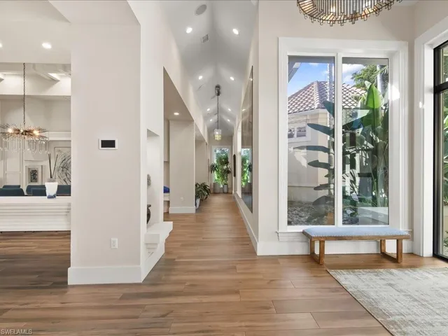 656 Hickory Rd, Naples, Florida 34108