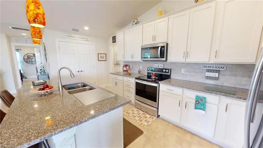 5698 Mayflower Way # 401, Ave Maria Fl 34142