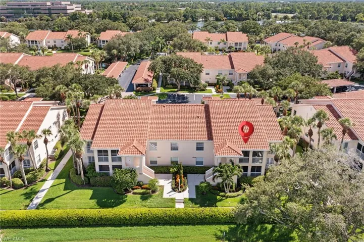 Bird's eye view of the residence