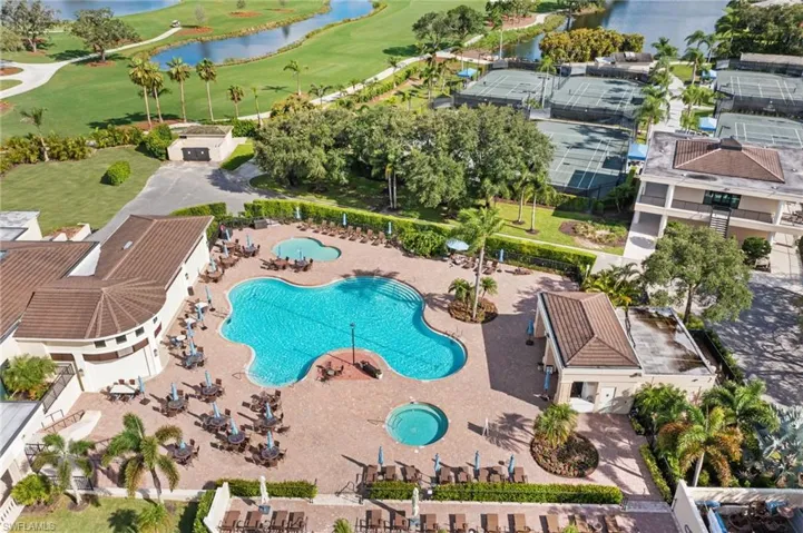 Vineyards Country Club, Optional membership