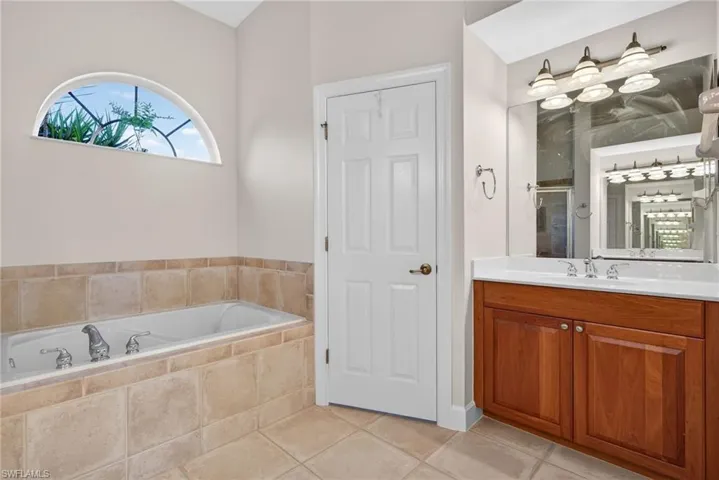 8968 Morgan Ct, Naples, Florida 34113