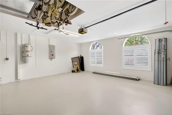 8968 Morgan Ct, Naples, Florida 34113