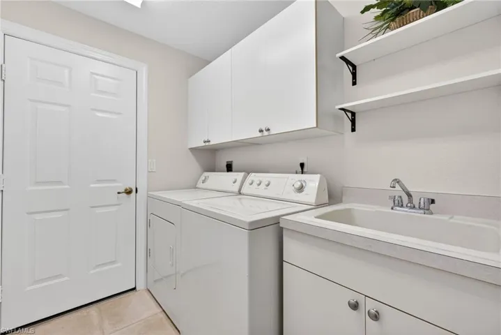 8968 Morgan Ct, Naples, Florida 34113