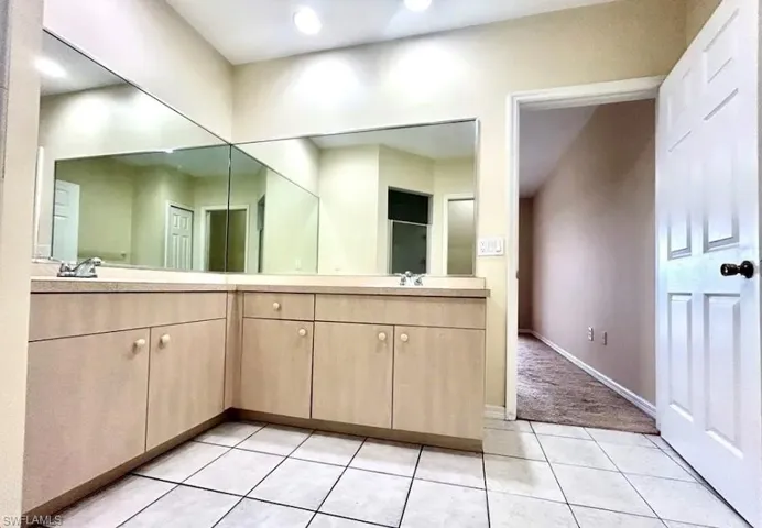 909 Sw 47th Ter 201, Cape Coral, Florida 33914