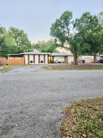 187 Louise St, Fort Myers, Florida 33905