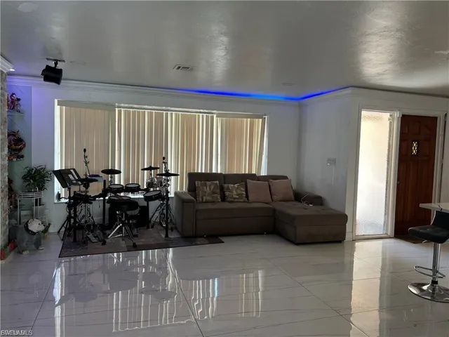 187 Louise St, Fort Myers, Florida 33905