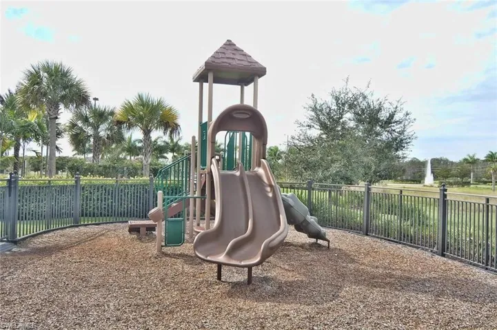 13500 Brown Bear Run, Estero, Florida 33928