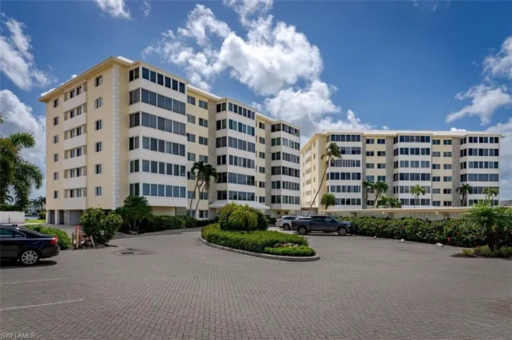 3420 Gulf Shore Blvd N 14, Naples, Florida 34103