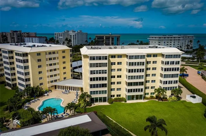 3420  Gulf Shore N BLVD, Naples, FL 34103
