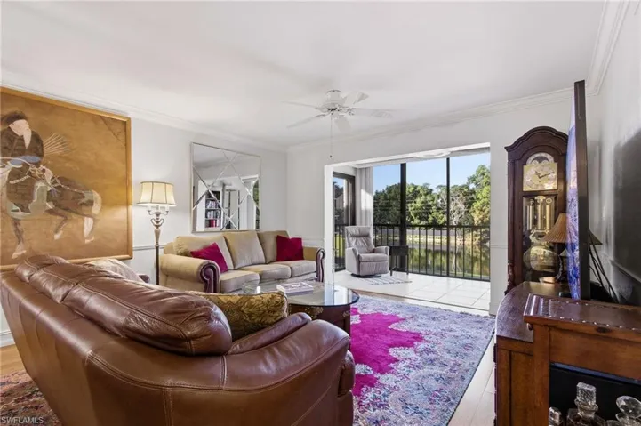 228  Fox Glen  DR, Naples, FL 34104