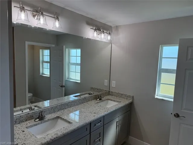 809 Poinsettia Ave, Lehigh Acres Fl 33972