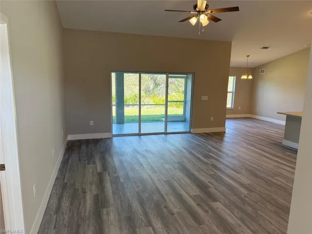 809 Poinsettia Ave, Lehigh Acres Fl 33972