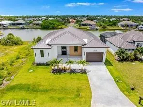 8124 Tecumseh Cir, Port Charlotte, Florida 33981