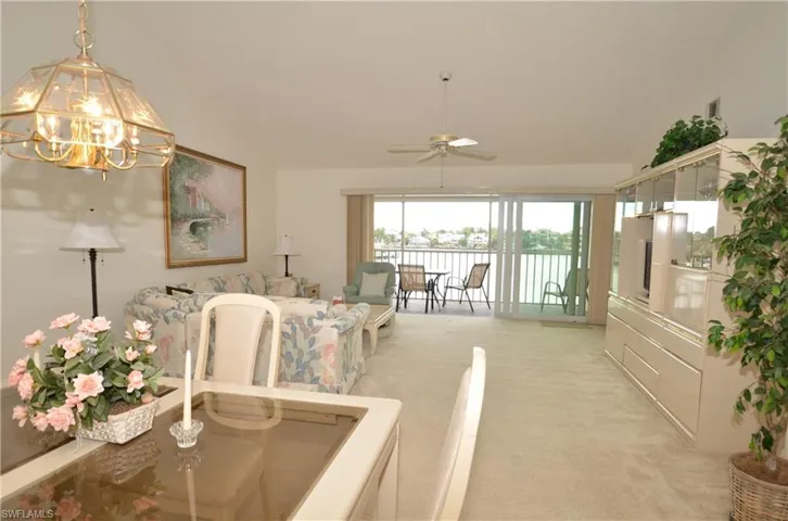 10682 Gulfshore Dr 304 C, Naples, Florida 34108