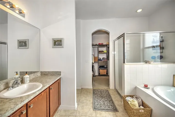 3016 Sw 5th Pl, Cape Coral Fl 33914