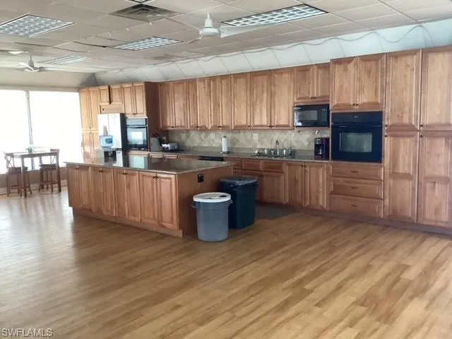 966 Charlemagne BLVD, NAPLES FL 34112