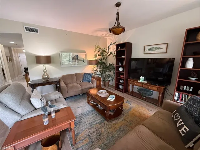 10540 Amiata Way 302, Fort Myers, Florida 33913