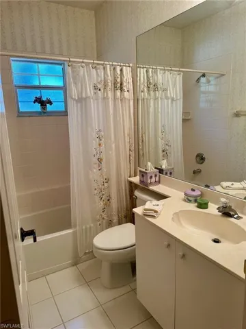 9304 Lake Abby Ln, Bonita Springs, Florida 34135