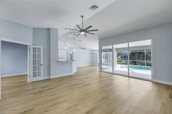 1721 SW 10th PL, CAPE CORAL FL 33991