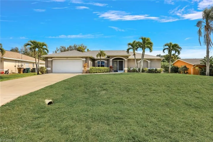 1721 SW 10th PL, CAPE CORAL FL 33991