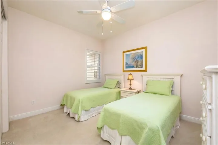 4700  Yacht Harbor  DR, Naples, FL 34112