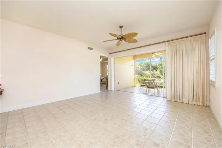4700  Yacht Harbor  DR, Naples, FL 34112