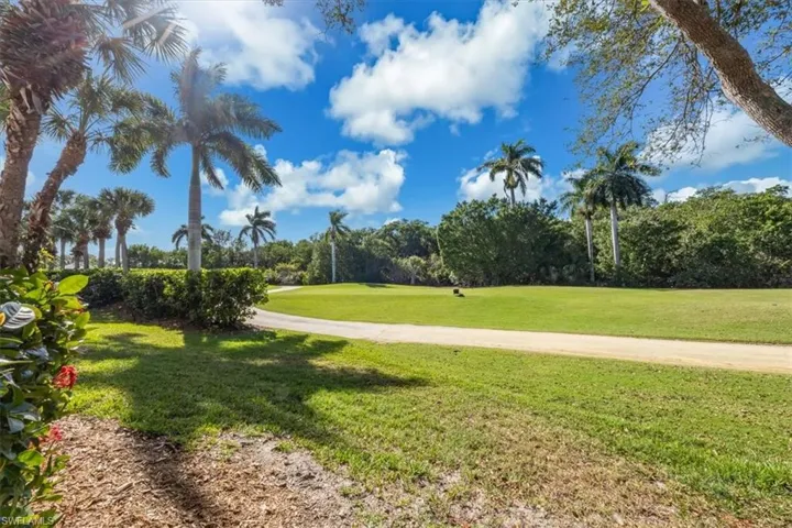 4700  Yacht Harbor  DR, Naples, FL 34112
