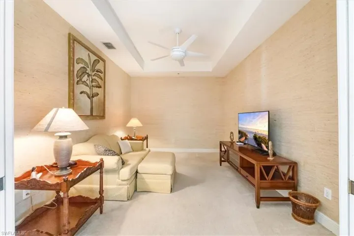 4700  Yacht Harbor  DR, Naples, FL 34112