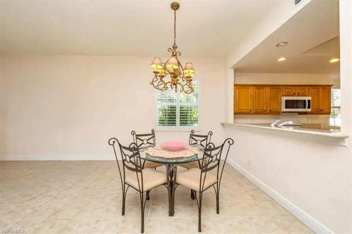 4700  Yacht Harbor  DR, Naples, FL 34112