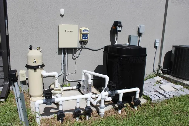 Details featuring cooling unit