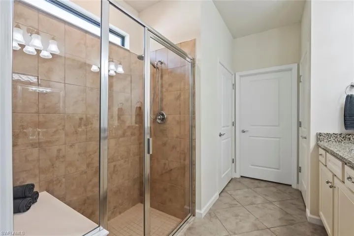 Primary Suite Bathroom