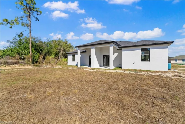 2216-2218 Kenneth Ave S, Lehigh Acres, Florida 33973