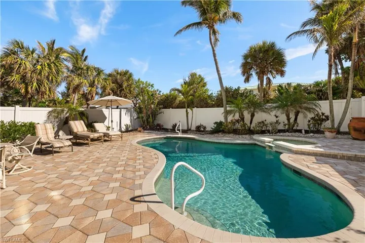 15899 Captiva Dr, Captiva Fl 33924