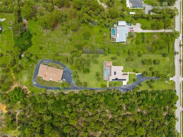 385 13th St Sw, Naples, Florida 34117