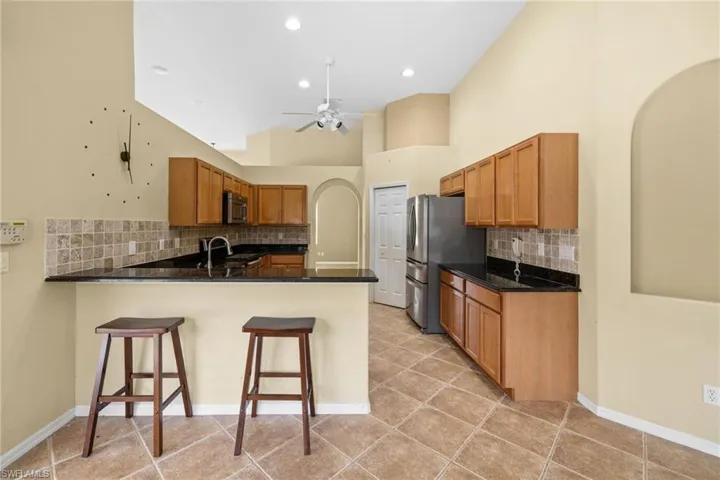 385 13th St Sw, Naples, Florida 34117