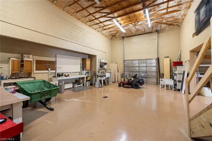 Temp Controlled Workshop Garage