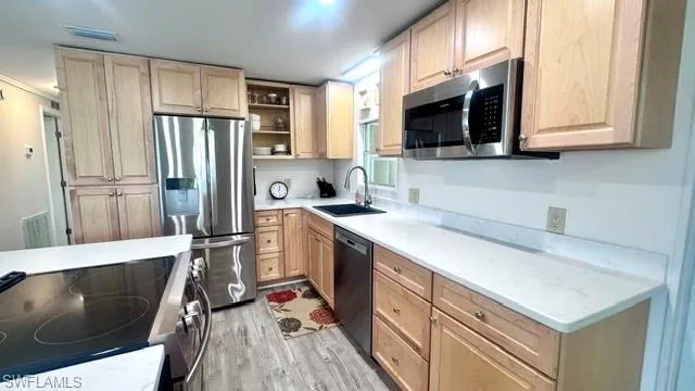 5526 Miles Standish Ln, North Fort Myers, Florida 33917