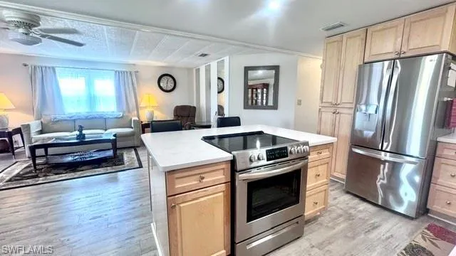 5526 Miles Standish Ln, North Fort Myers, Florida 33917