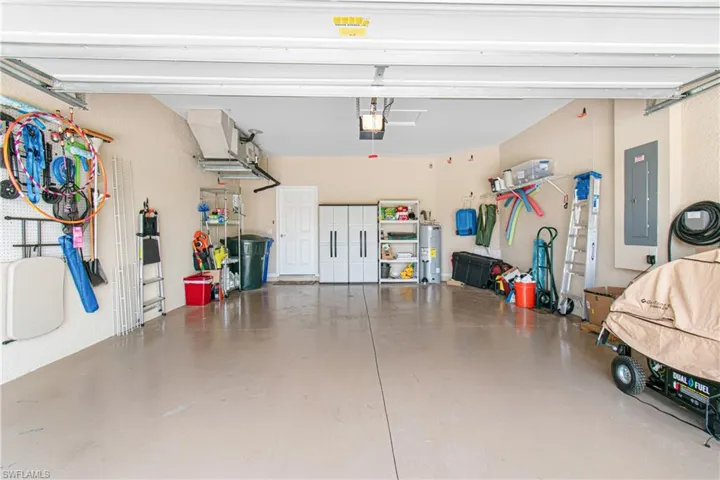 10700  Cetrella  DR, Fort Myers, FL 33913