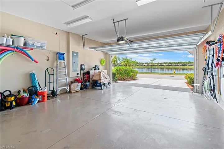 10700  Cetrella  DR, Fort Myers, FL 33913