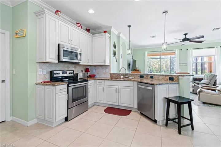 10700  Cetrella  DR, Fort Myers, FL 33913