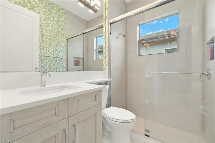 Guest Bathroom 2