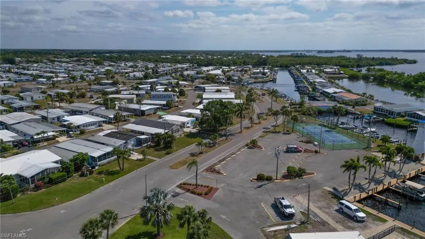 14508 Plymouth Bend, North Fort Myers, Florida 33917