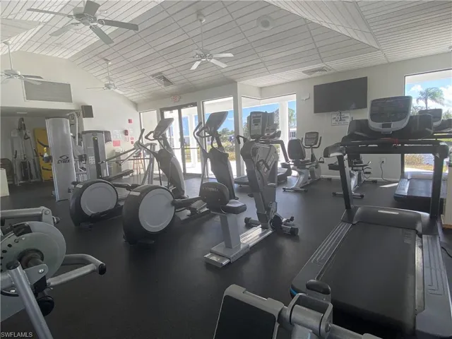 14508 Plymouth Bend, North Fort Myers, Florida 33917