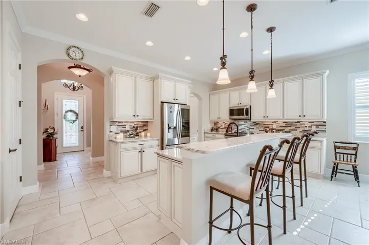 10556 Carena Cir, Fort Myers Fl 33913