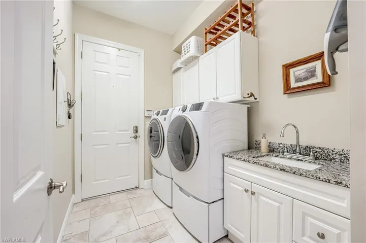 10556 Carena Cir, Fort Myers Fl 33913