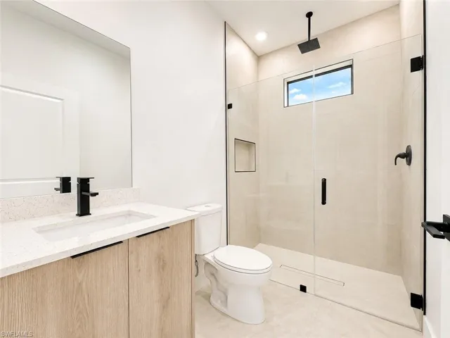 8022 Sunrise Cir, Labelle, Florida 33935